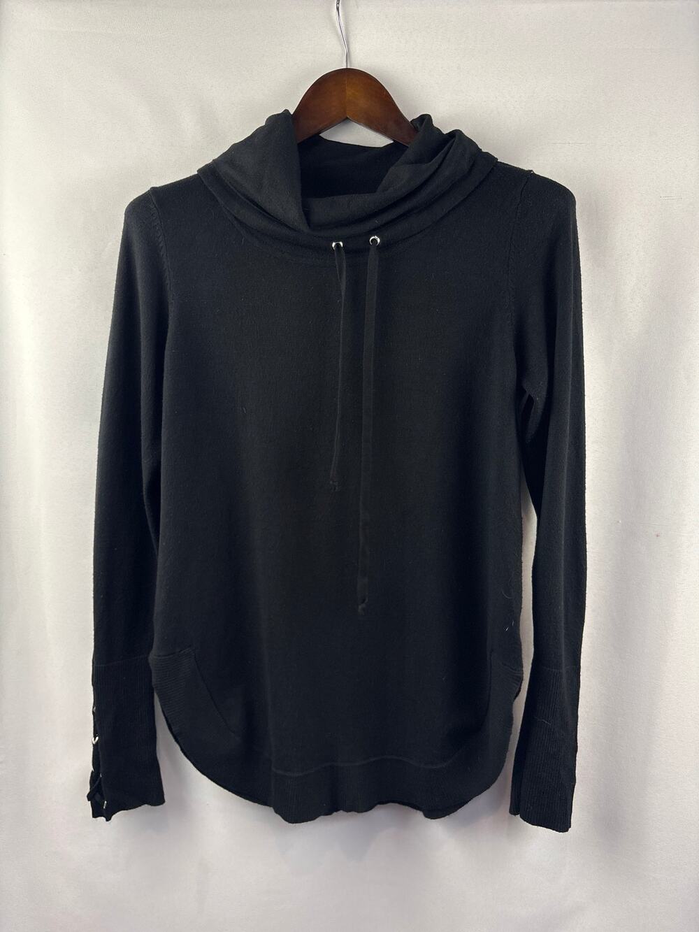 Women’s Lety & Me Small Black Mockturtleneck Sweatshirt